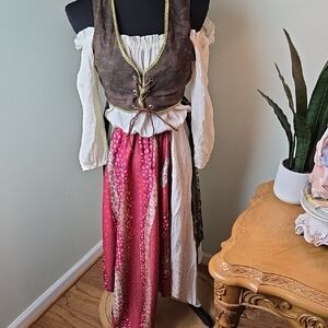 Medieval RENNAISSANCE wench Costume Dress